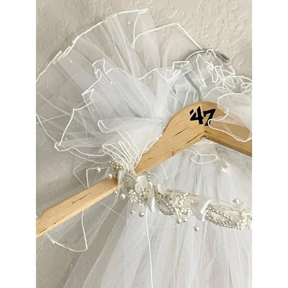 Unbranded Crown Embellished Wedding Veil - OS - Picture 2 of 10